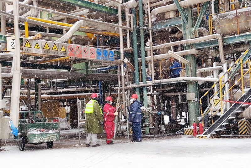 大修进行时：不惧风雪  检修改酣
