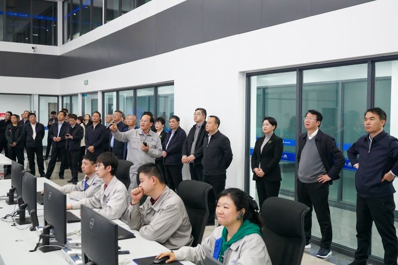 全省制作业数字化转型观摩组到中原彩天下官网调查观摩