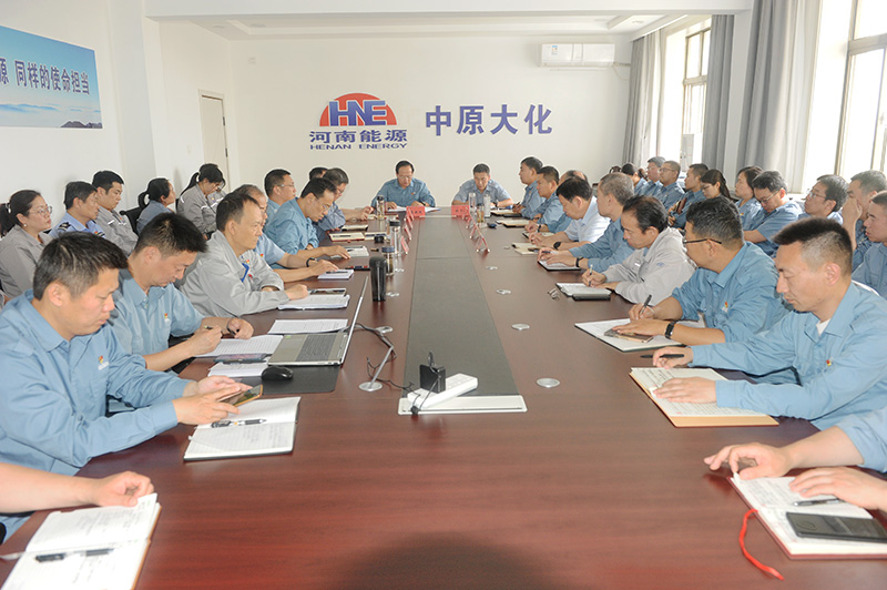 濮阳园区召中央八项划放心灵学习教育警示教育会暨人民身边不正之风和凋落问题集中整治工作推动会